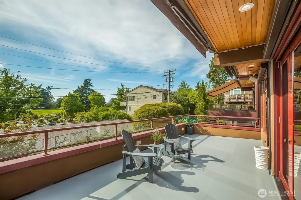 317 1st Street Kirkland WA 98033