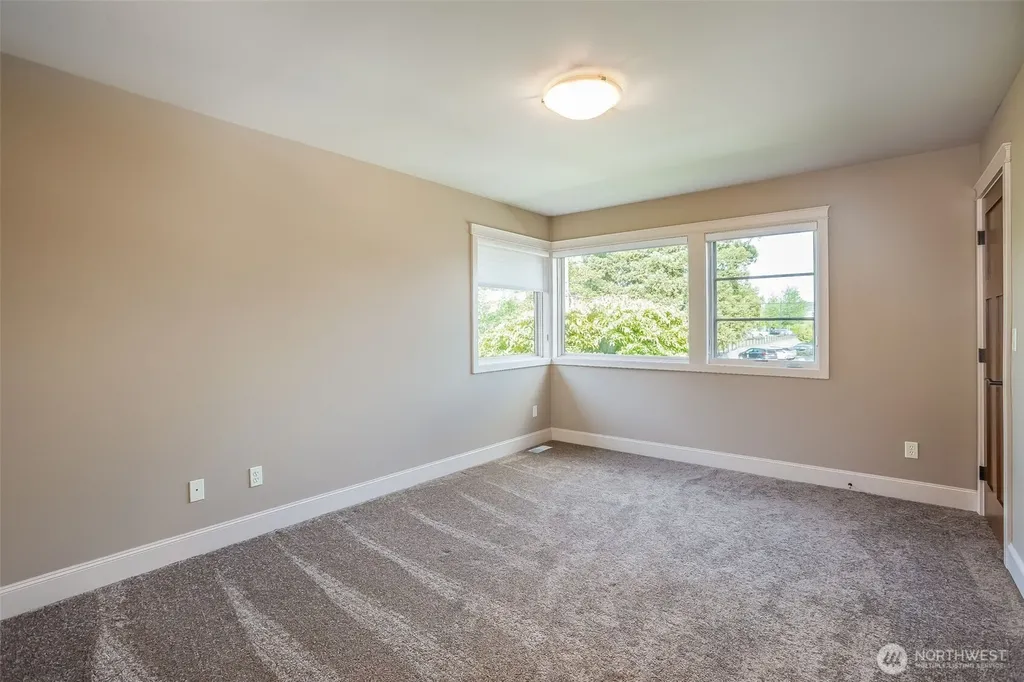 317 1st Street Kirkland WA 98033