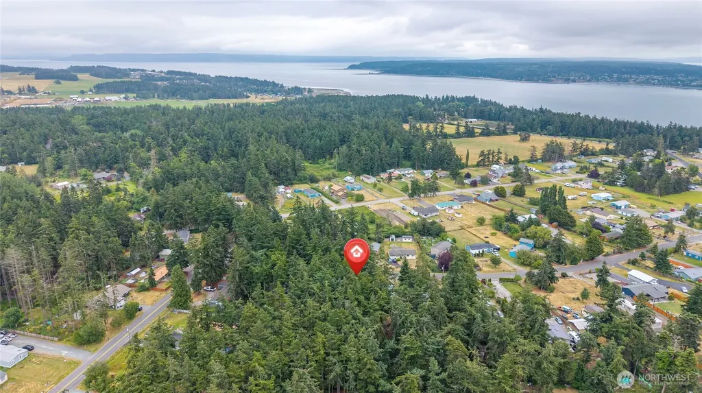 1013 Carl Avenue Oak Harbor WA 98277