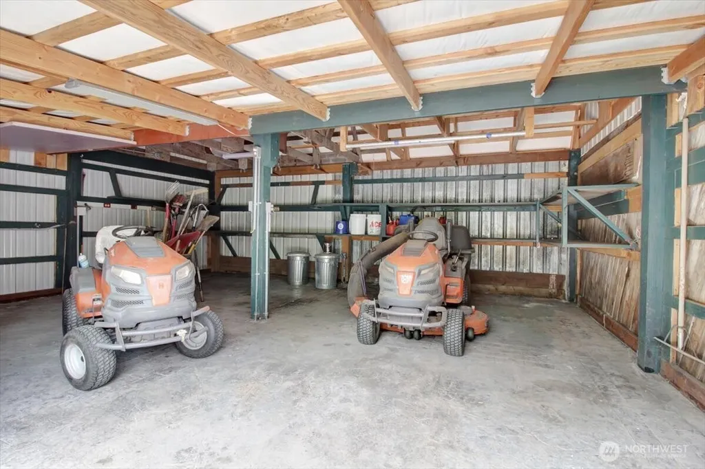 24713 State Route 530 NE Arlington WA 98223