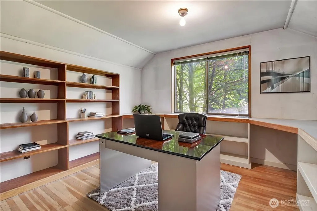 24713 State Route 530 NE Arlington WA 98223