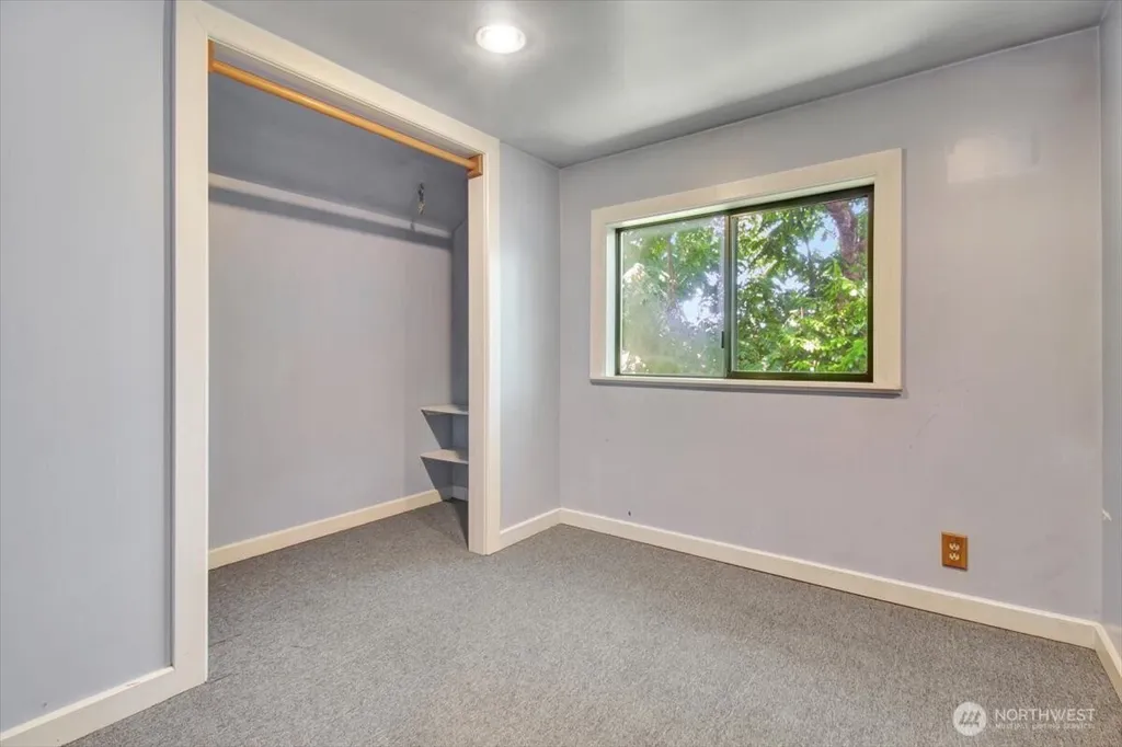 24713 State Route 530 NE Arlington WA 98223