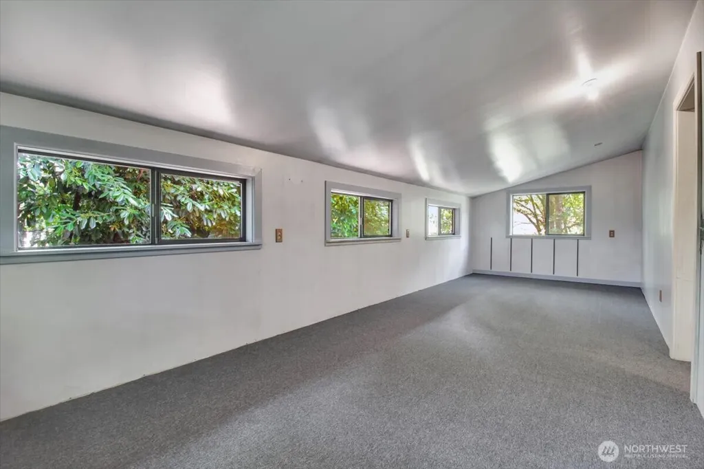24713 State Route 530 NE Arlington WA 98223