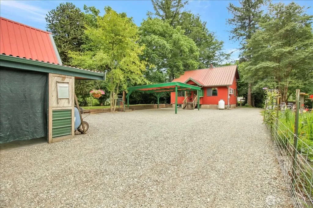24713 State Route 530 NE Arlington WA 98223