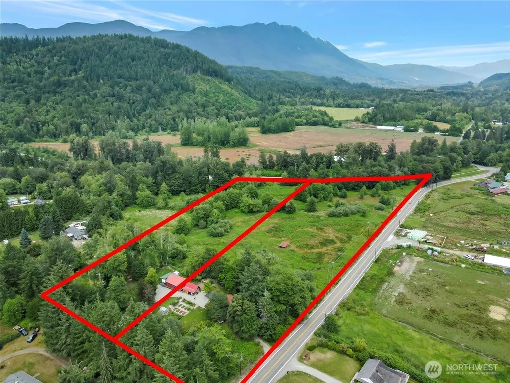 24713 State Route 530 NE Arlington WA 98223