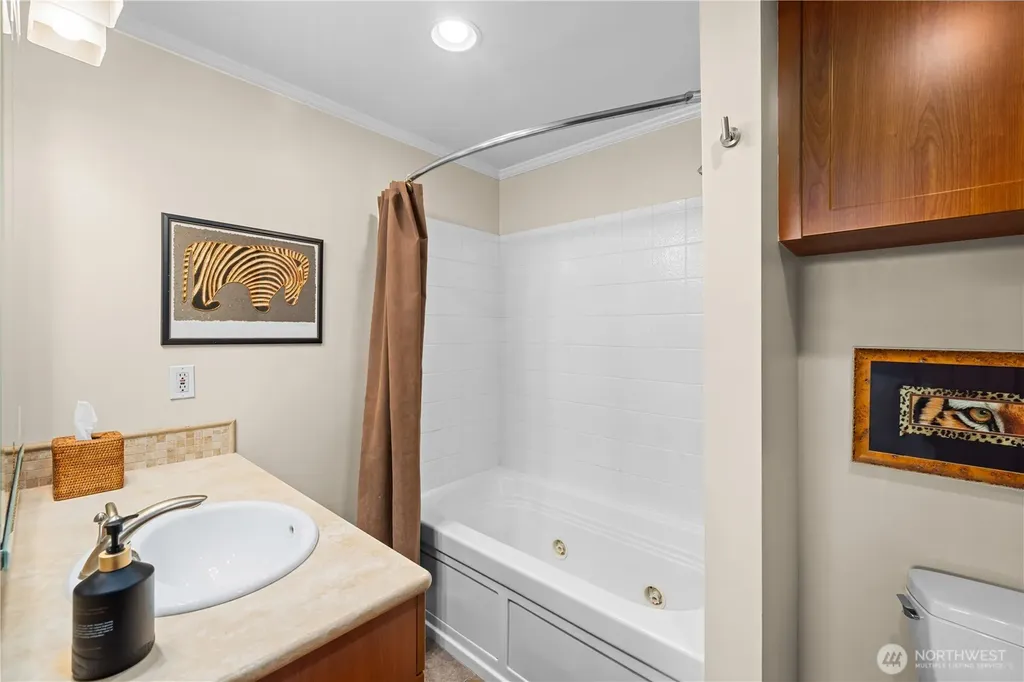 17834 SE 40th Place Bellevue WA 98008