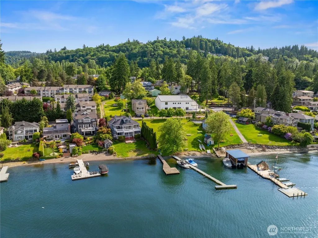 17834 SE 40th Place Bellevue WA 98008