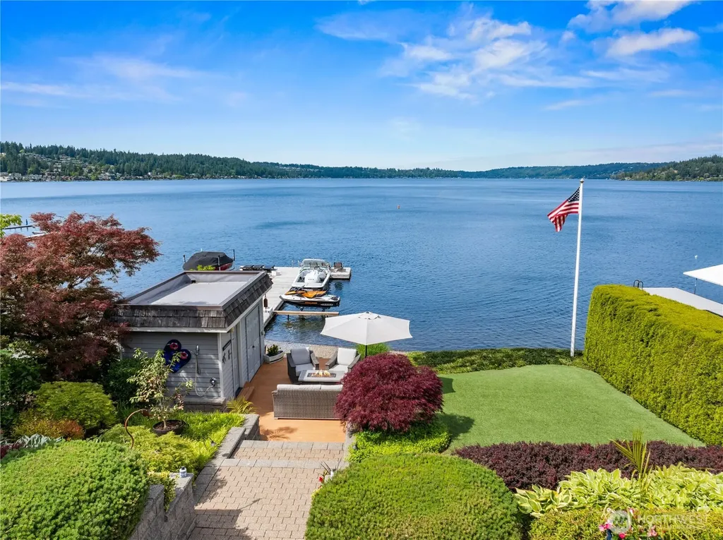 17834 SE 40th Place Bellevue WA 98008