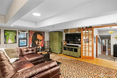 17834 SE 40th Place Bellevue WA 98008