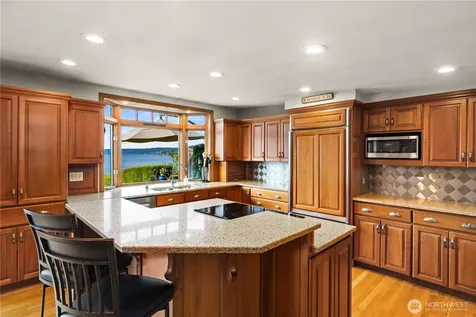 17834 SE 40th Place Bellevue WA 98008