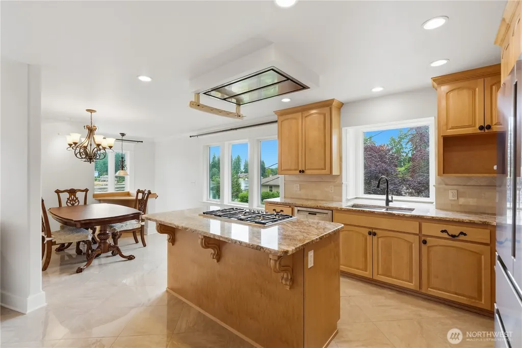 3821 Shelby Road Lynnwood WA 98087
