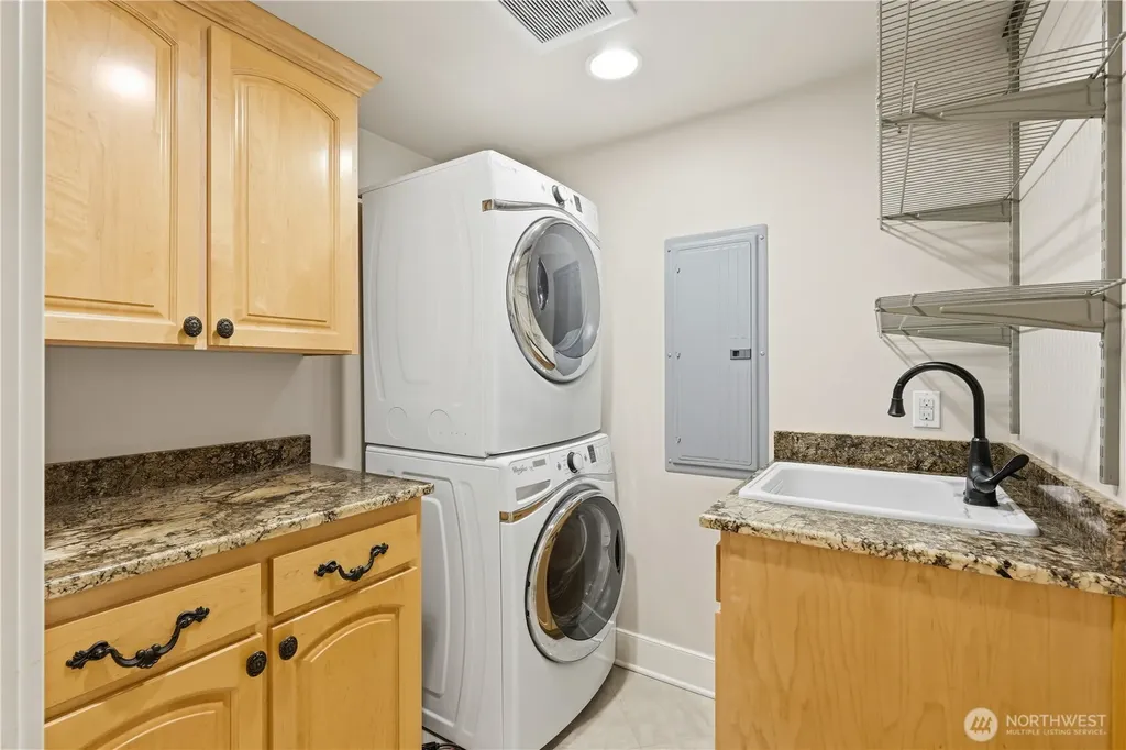3821 Shelby Road Lynnwood WA 98087