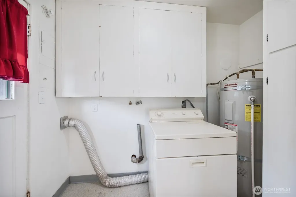 1034 16th Avenue Longview WA 98632