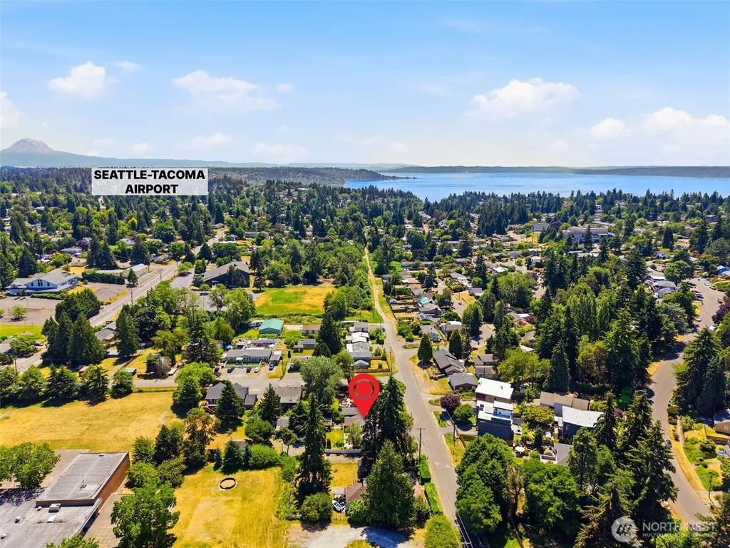 10032 30th Avenue SW Seattle WA 98146