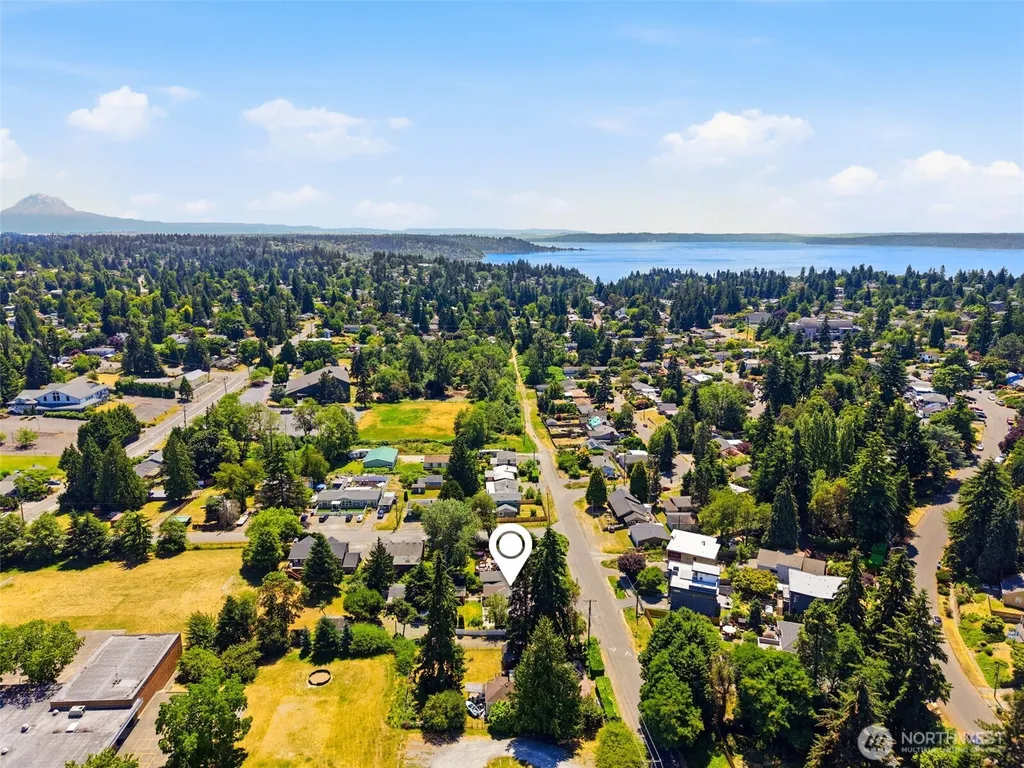 10032 30th Avenue SW Seattle WA 98146