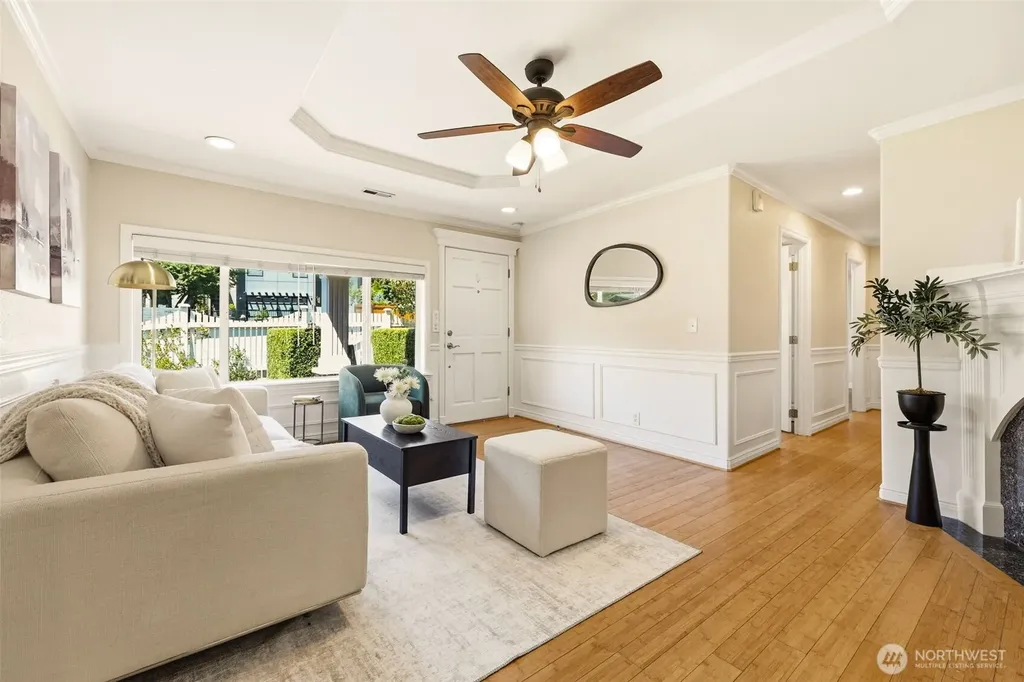 10032 30th Avenue SW Seattle WA 98146