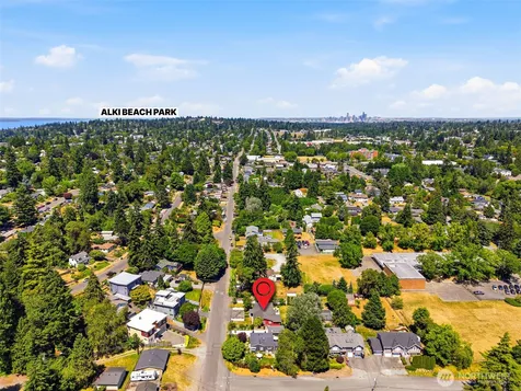 10032 30th Avenue SW Seattle WA 98146