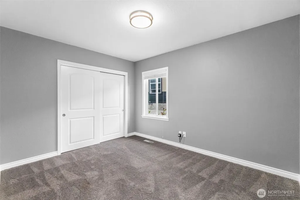1033 Summit Lake Circle NW Olympia WA 98502