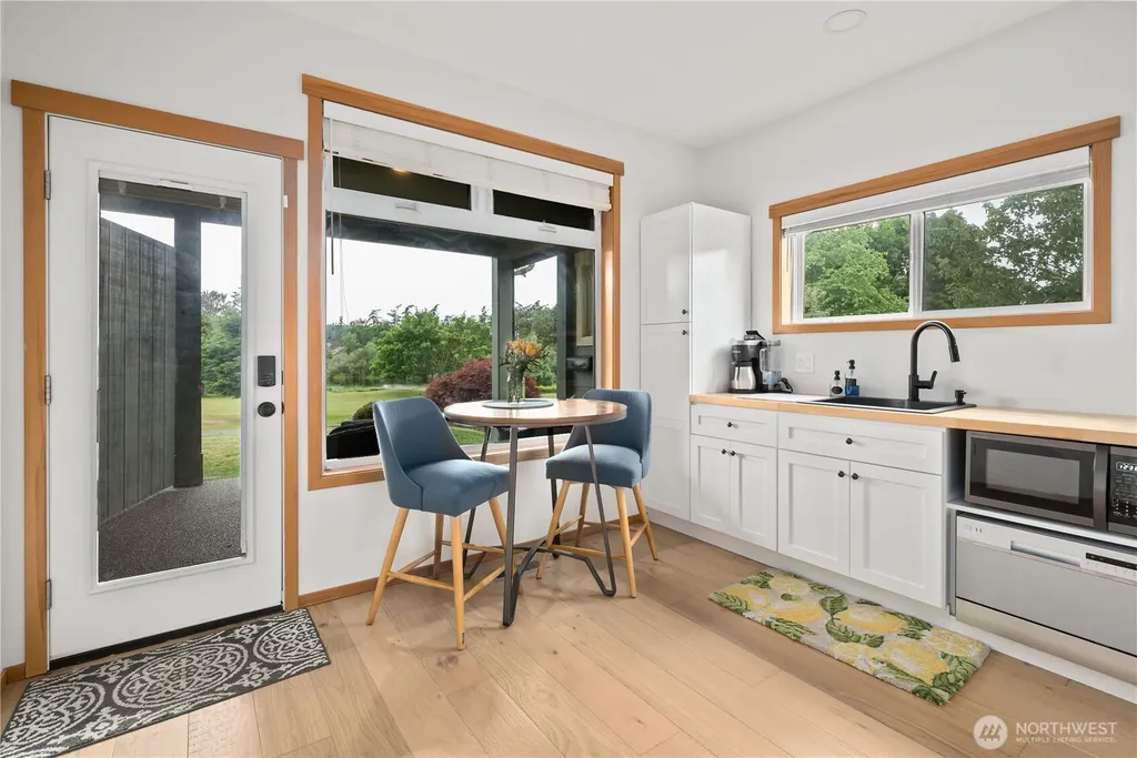 1767 SW Waterside Court Oak Harbor WA 98277