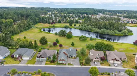 1767 SW Waterside Court Oak Harbor WA 98277