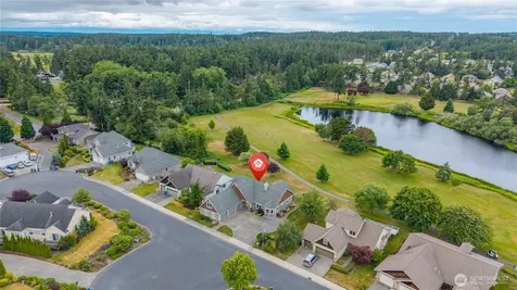 1767 SW Waterside Court Oak Harbor WA 98277