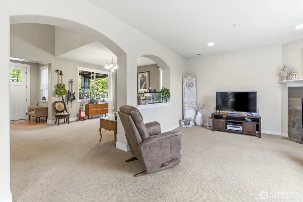 1822 Miller Drive Dupont WA 98327