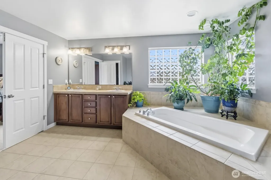 1822 Miller Drive Dupont WA 98327