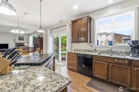 1822 Miller Drive Dupont WA 98327