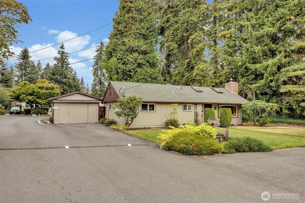 5717 186th Place SW Lynnwood WA 98037