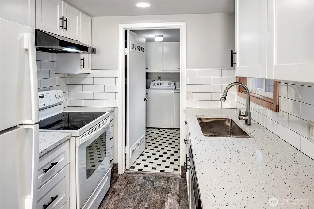 5717 186th Place SW Lynnwood WA 98037