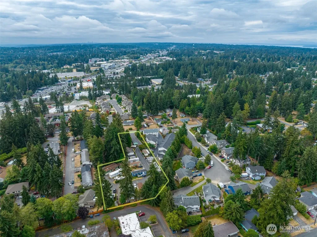 5717 186th Place SW Lynnwood WA 98037
