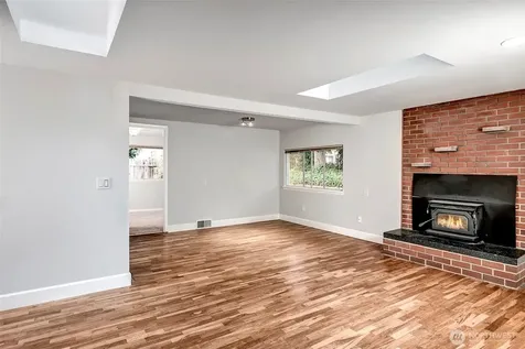 5717 186th Place SW Lynnwood WA 98037