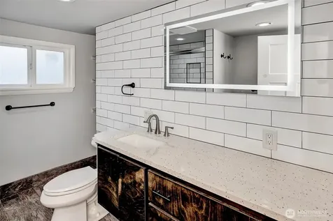 5717 186th Place SW Lynnwood WA 98037