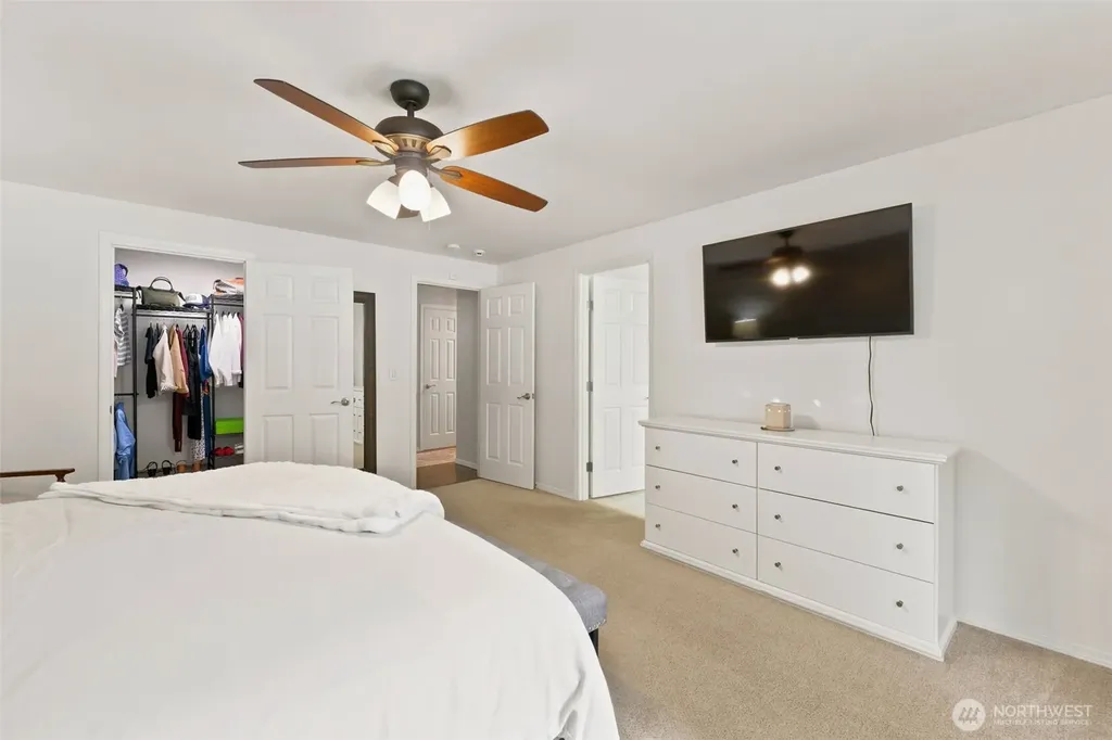 114 Madrona Drive NW Gig Harbor WA 98335