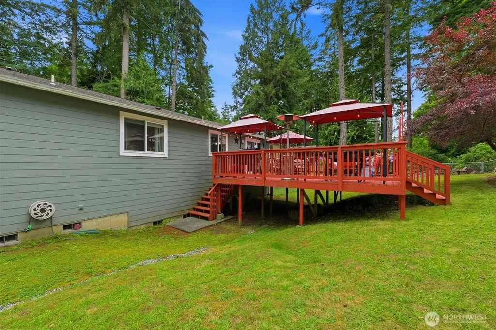 114 Madrona Drive NW Gig Harbor WA 98335