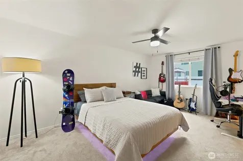 114 Madrona Drive NW Gig Harbor WA 98335