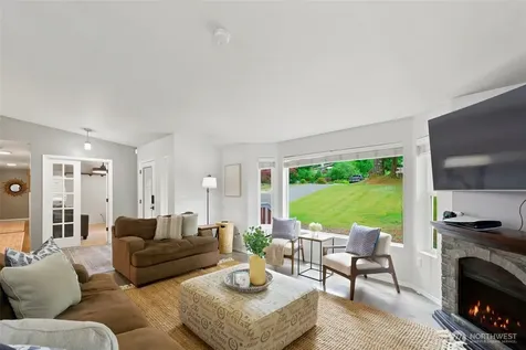 114 Madrona Drive NW Gig Harbor WA 98335
