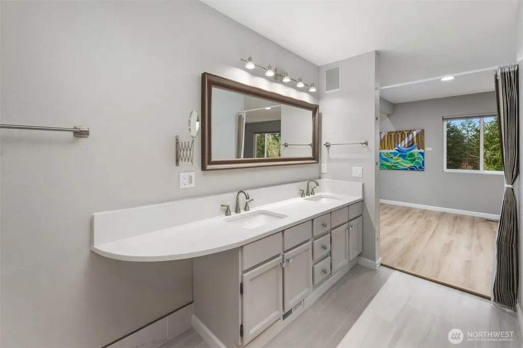 6021 158th Place NE Redmond WA 98052