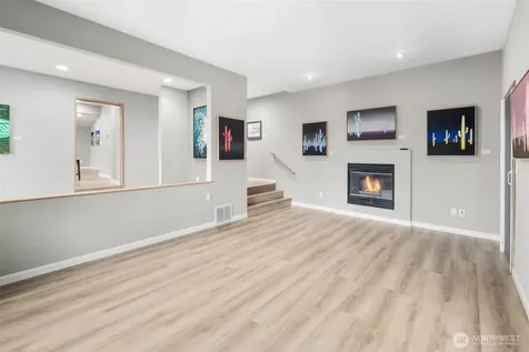 6021 158th Place NE Redmond WA 98052