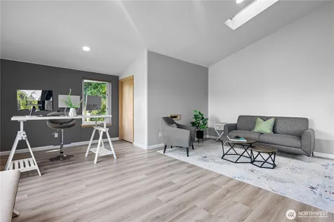 6021 158th Place NE Redmond WA 98052