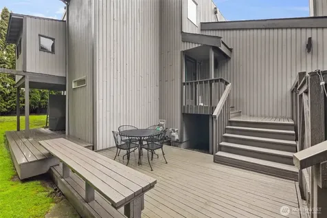 6021 158th Place NE Redmond WA 98052
