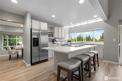 6021 158th Place NE Redmond WA 98052