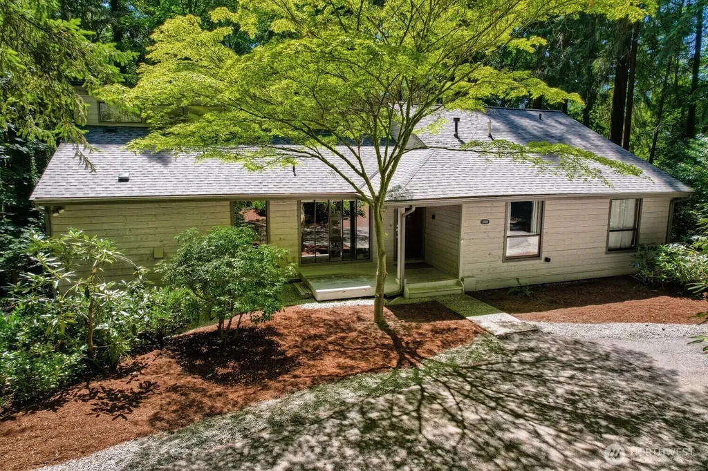 17419 151st Avenue NE Woodinville WA 98072