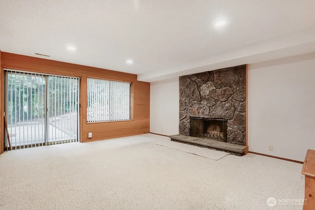 17419 151st Avenue NE Woodinville WA 98072