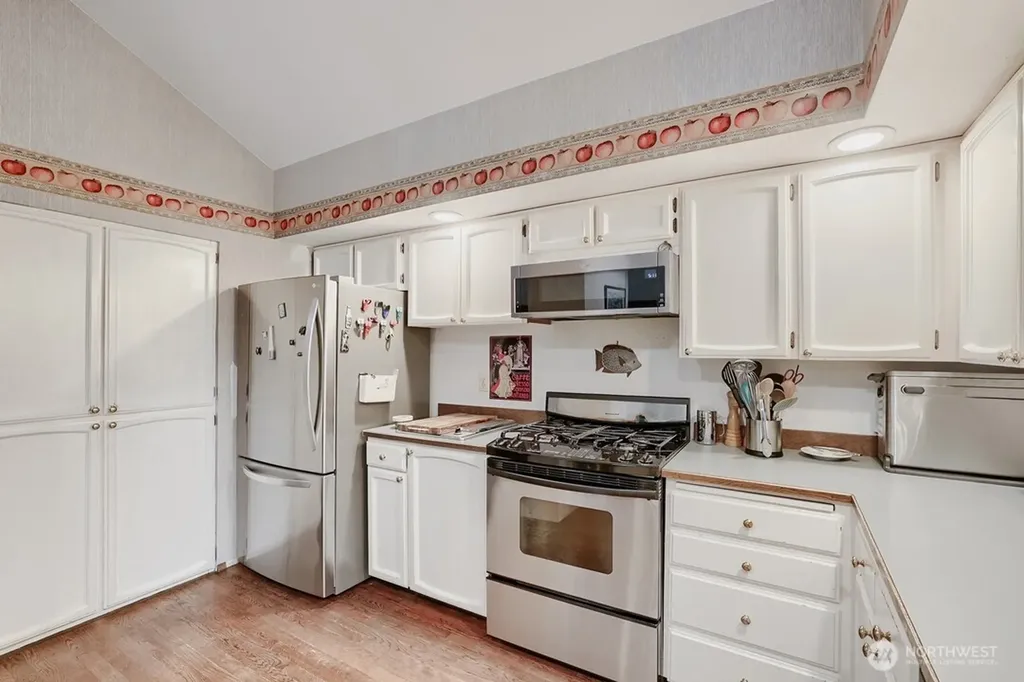17419 151st Avenue NE Woodinville WA 98072