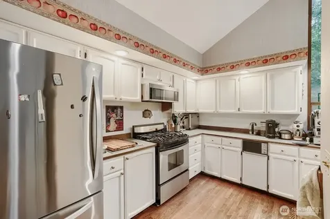 17419 151st Avenue NE Woodinville WA 98072