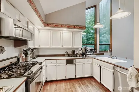 17419 151st Avenue NE Woodinville WA 98072
