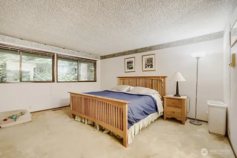17419 151st Avenue NE Woodinville WA 98072