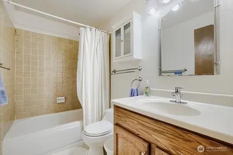 17419 151st Avenue NE Woodinville WA 98072