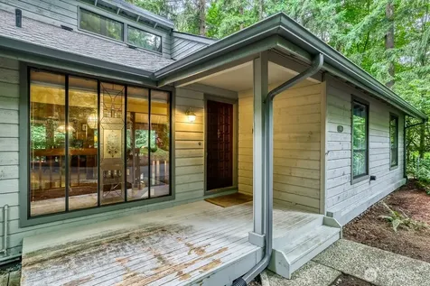 17419 151st Avenue NE Woodinville WA 98072
